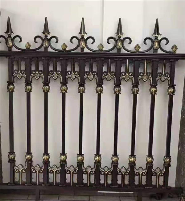 ����Χ��